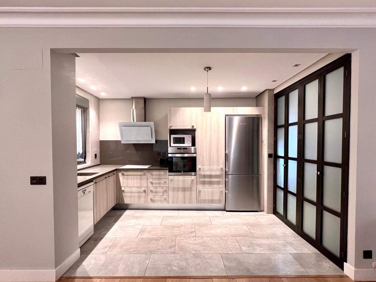 Housing Leon Gran Via Luxe Apartment Екстериор снимка