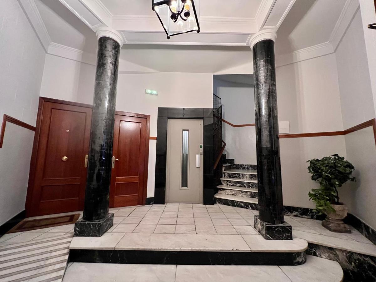 Housing Leon Gran Via Luxe Apartment Екстериор снимка